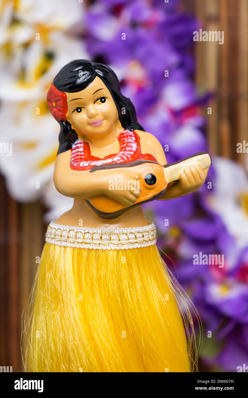 Tropische Kulisse für ein Hula-Mädchen-Puppe Stockfoto