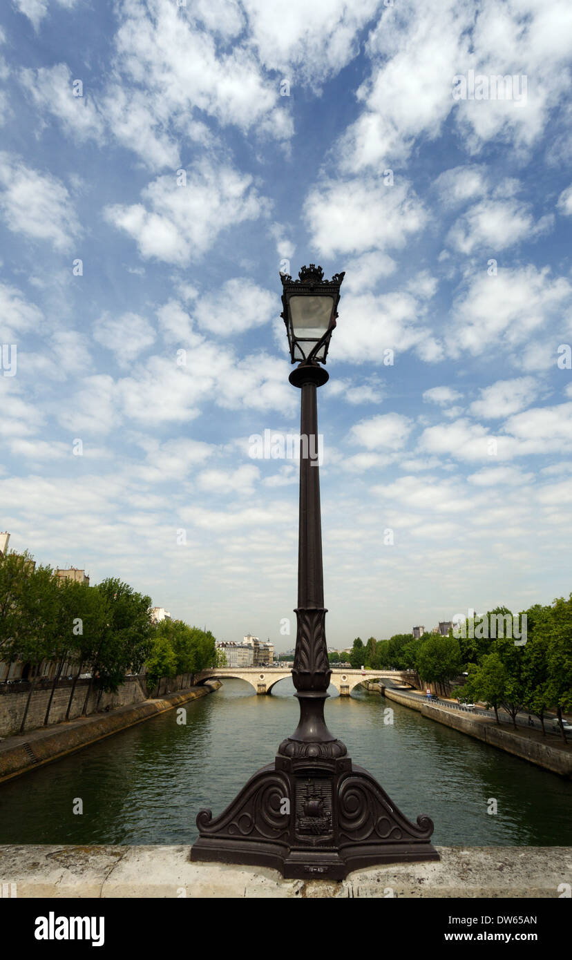Der Fluss Seine und Ile St. Louis als von Pont Marie, Paris, Frankreich Stockfoto