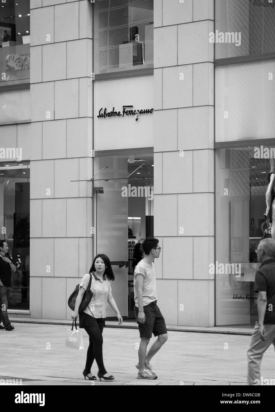 Das Einkaufsviertel Ginza in Tokio, Japan. Stockfoto