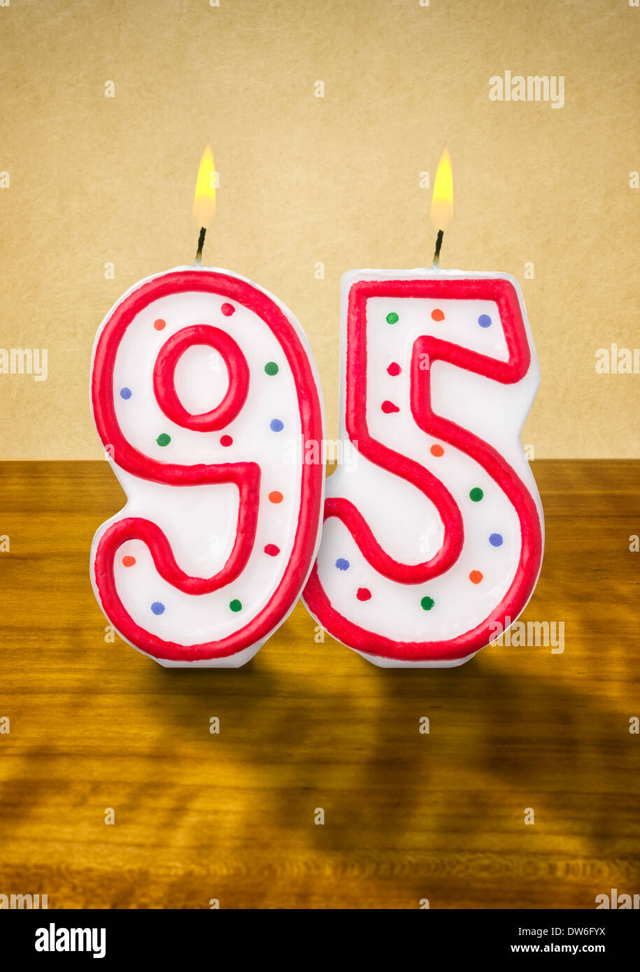 Happy birthday zum 95 geburtstag Fotos und Bildmaterial in hoher