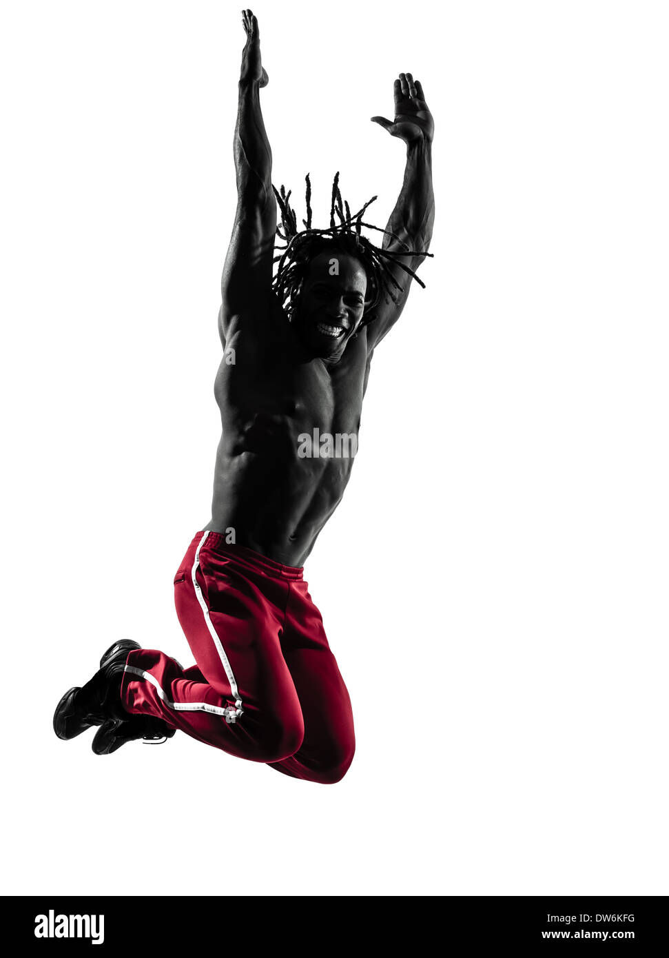 ein afrikanischer Mann trainieren Fitness Zumba tanzen in der Silhouette auf weißem Hintergrund Stockfoto