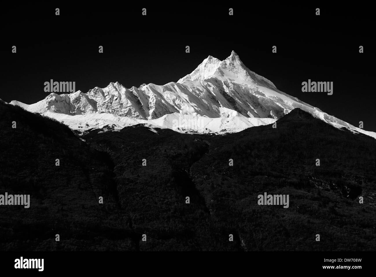 Manaslu, 8156 Meter (26.759 Fuß) Höhe ist der achte höchsten Gipfel auf dem Planeten. Stockfoto