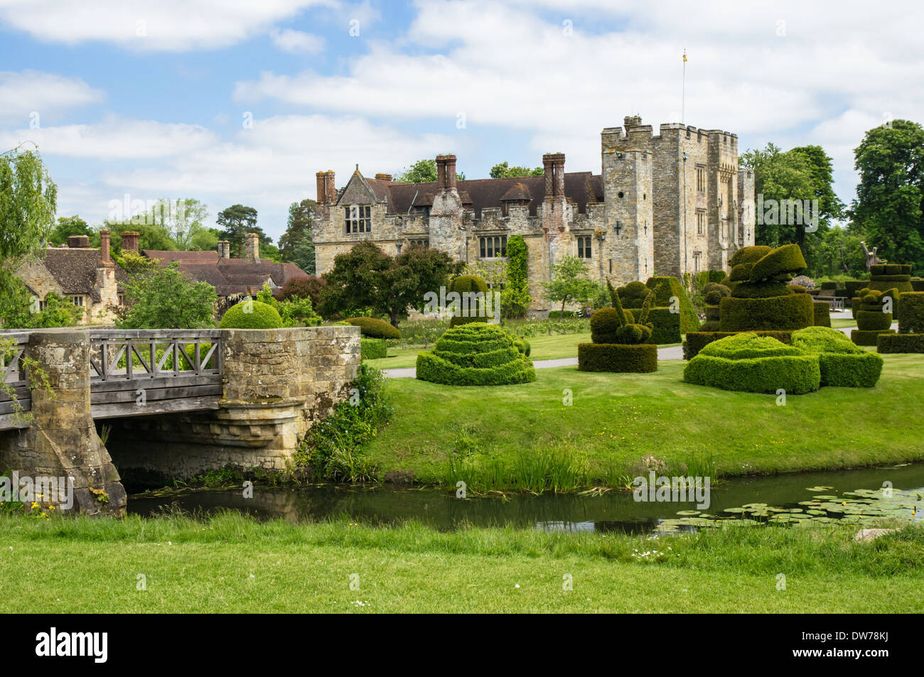 Hever Castle im Dorf Hever Kent England United Kingdom, UK Elternhaus von Anne Boleyn, der zweiten Frau von König Heinrich VIII. Stockfoto