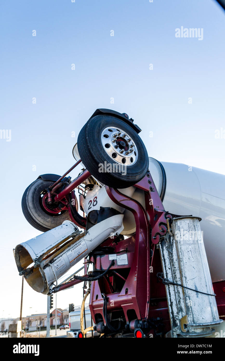 Das hintere Ende eines Betonmischer-LKW in Gilroy, Kalifornien USA Stockfoto