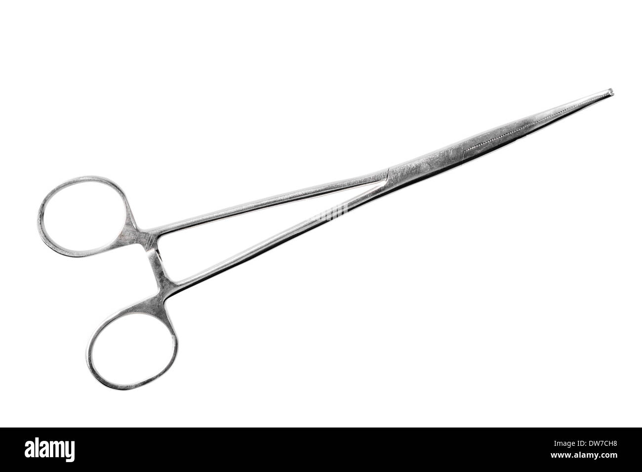 chirurgische Metall-Clip auf weißem Hintergrund Stockfoto
