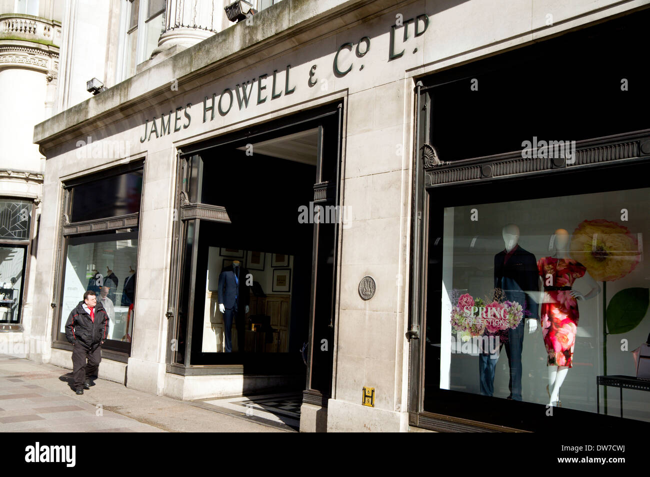 Eingang zum Teil Howells Kaufhaus Harrods-Gruppe, St Mary Strret, Cardiff, Wales. Stockfoto