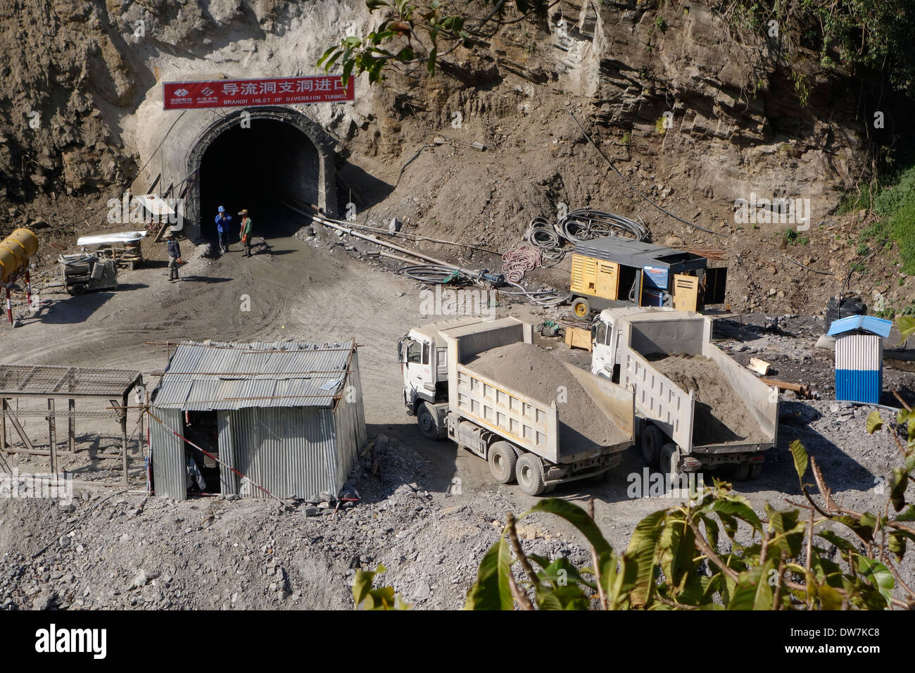 Air Pumped to Trapped Workers in Nepal Tunnel; 3,500 Still Missing