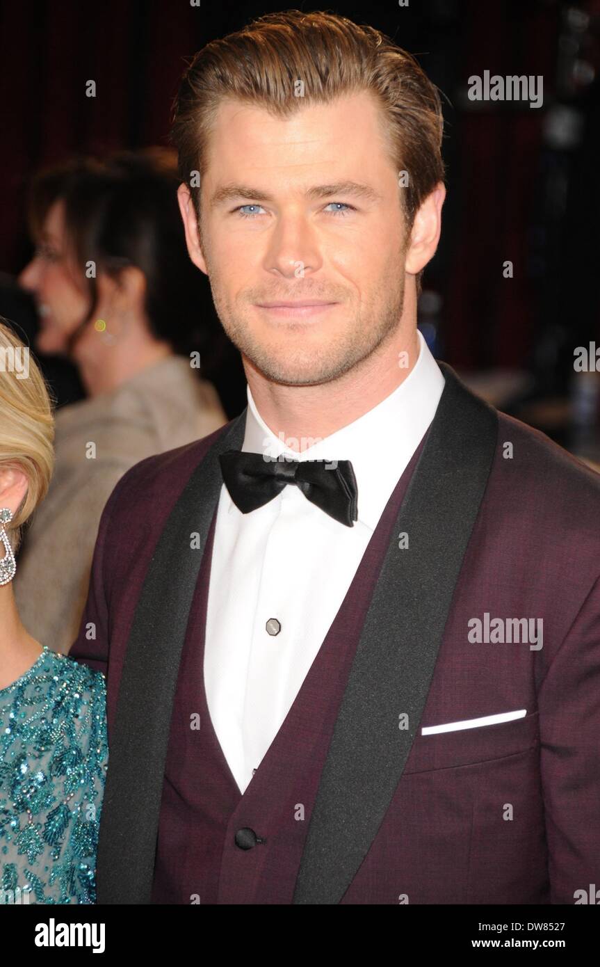 Los Angeles, Kalifornien, USA. 2. März 2014. 2. März 2014 statt - Los Angeles, Kalifornien, USA - Schauspieler CHRIS HEMSWORTH in der 86. Annual Academy Awards am Dolby Theater, Hollywood. Bildnachweis: Paul Fenton/ZUMAPRESS.com/Alamy Live-Nachrichten Stockfoto