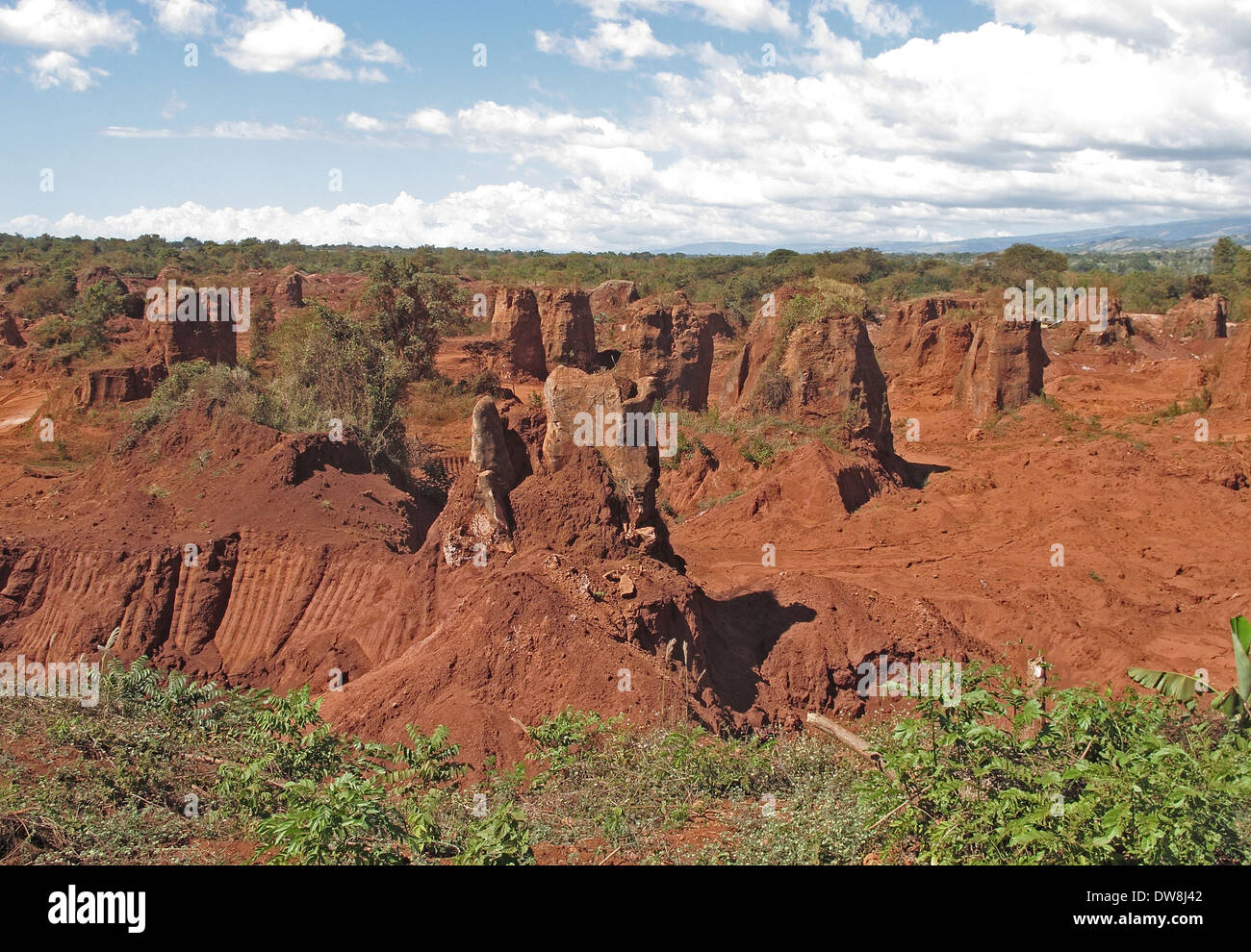 Aluminiumerz Bauxit Tagebau abbauen Alcoa Straße Pedernales Provinz Dominikanische Republik Januar Stockfoto