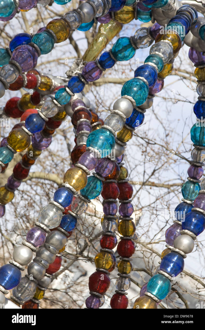 Otoniel Künstler arbeiten an Louvre Palais royal Metro Station "Kiosque des Noctambules" Kiosk der Nacht Wanderer Stockfoto