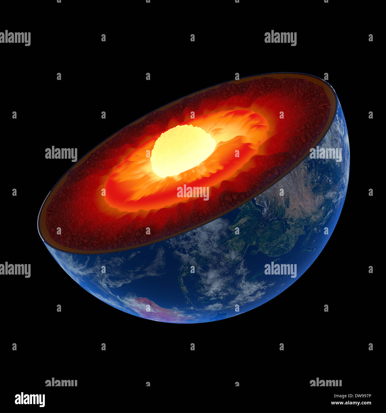 Erde-Kernstruktur illustriert mit geologischen Schichten nach Skala - isoliert auf schwarz (Textur-Maps von der NASA) Stockfoto