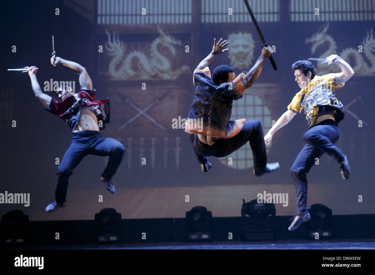 Berlin, Deutschland. 4. März 2014. Rasta Thomas' Romeo und Julia - vom 04.03 bis die 09.03.2014 soll das klassische Rock-Ballett "Romeo und Julia" von Rasta Thomas und Adrienne Canterna gesehen, bereits bekannt durch ihre Produktion "rock The Pressen", in der Admiral-Palast in Berlin. Reynaldo Paganelli/NurPhoto/ZUMAPRESS.com/Alamy © Live-Nachrichten Stockfoto