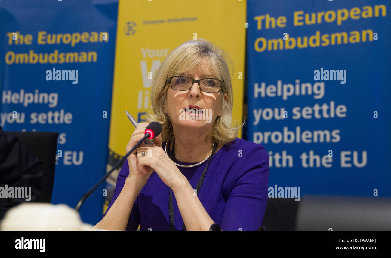 Europäischen Bürgerbeauftragten Emily O'Reilly Stockfoto