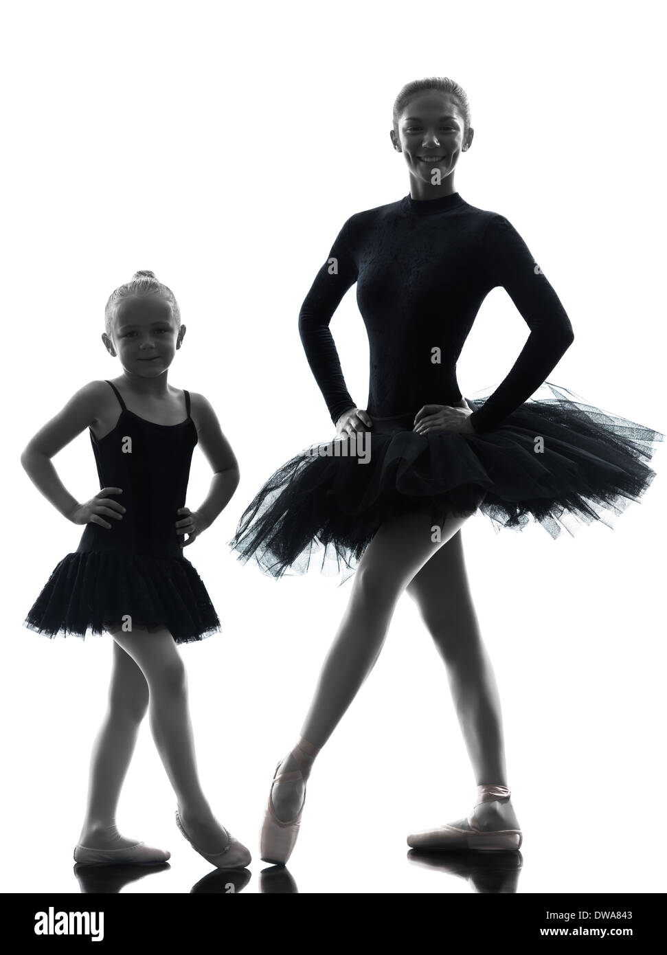 Kleines mädchen tanzt ballett Stockfotos und -bilder Kaufen - Alamy