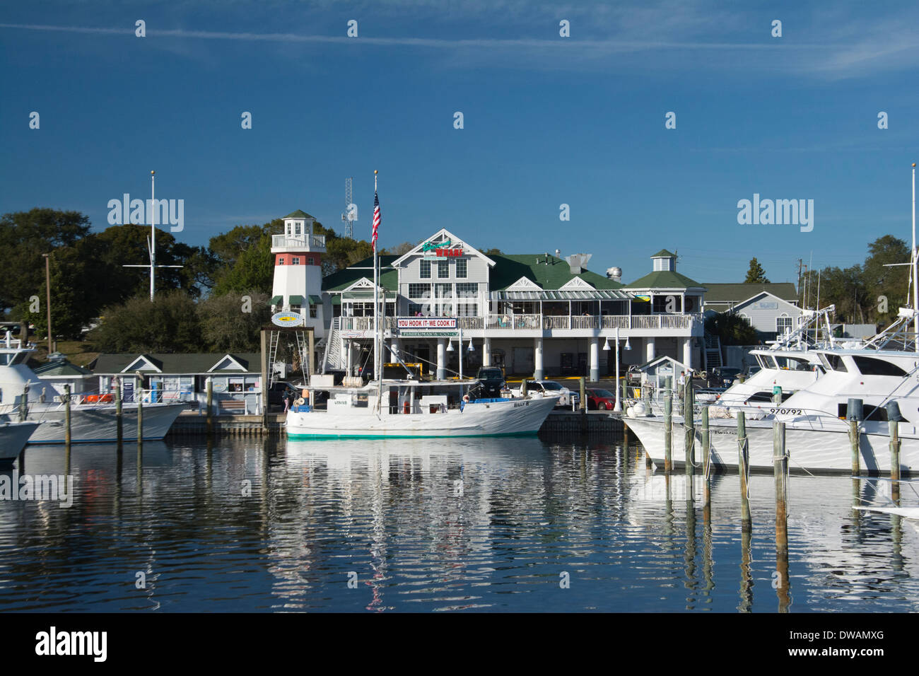 Ein Blick auf Destin Hafen. Stockfoto