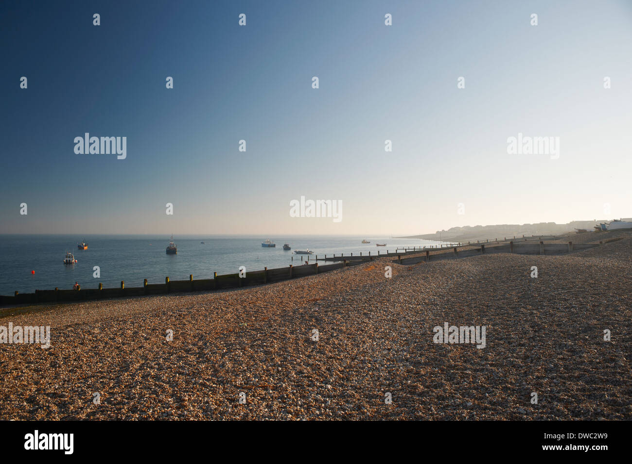 Kiesstrand in Selsey, West Sussex, UK Stockfoto