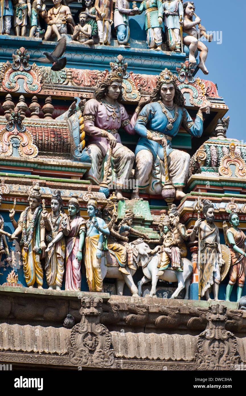 Indien, Tamil Nadu, Kanchipuram, 6 6. Jahrhundert Sri Ekambareswarar hinduistischer Shiva Tempel Turm Detail Figuren Figur Stockfoto