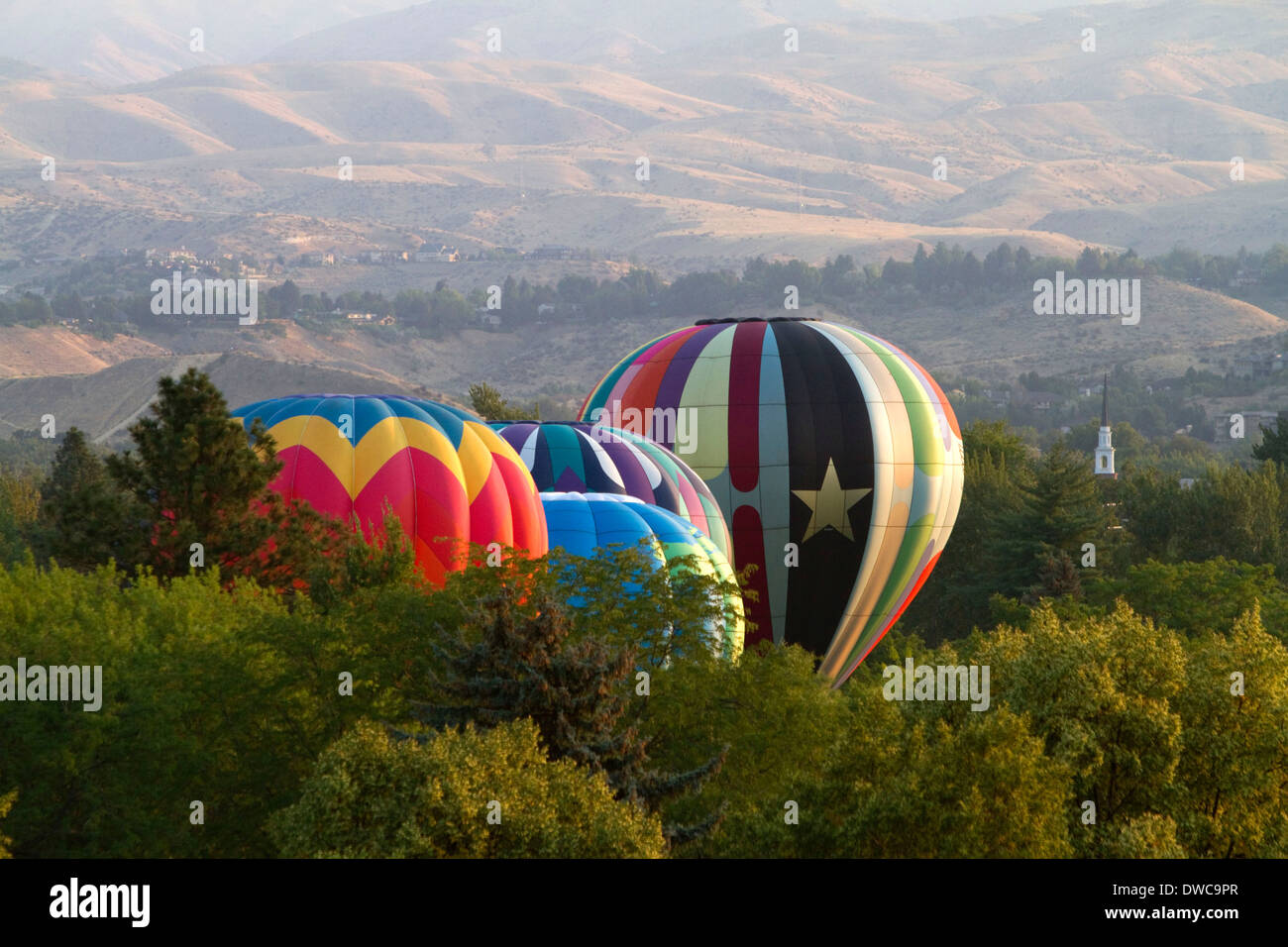 Heißluftballons flugbereit in Ann Morrison Park in Boise, Idaho, USA. Stockfoto