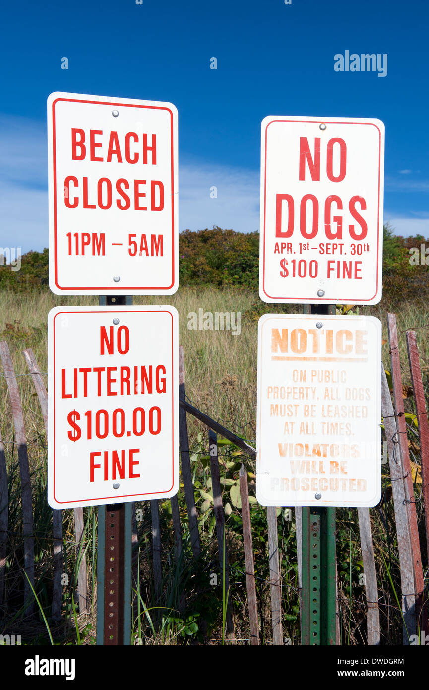 Regulatorischen Zeichen, Ogunquit Beach, Maine, USA. Stockfoto