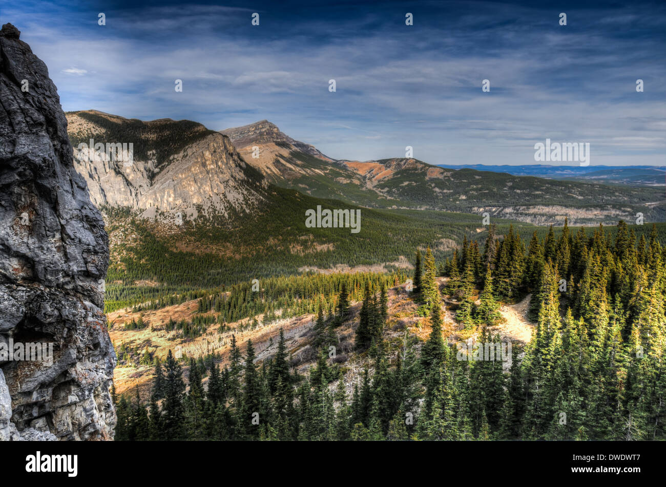 Wandern Ausblicke aus dem Mount John Laurie Kananaskis Country in den Ausläufern der Alberta Stockfoto