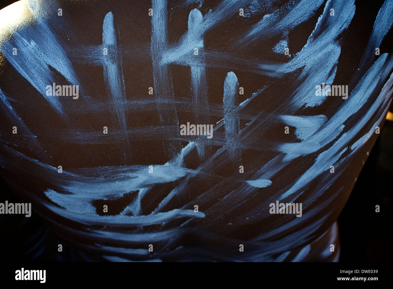 Die Traumzeit-Tänzer. Eine Gruppe von jungen Tänzerinnen, die lernen und zeitgenössischen Aboriginal Tanz durchführen. Broome, Westaustralien. Stockfoto