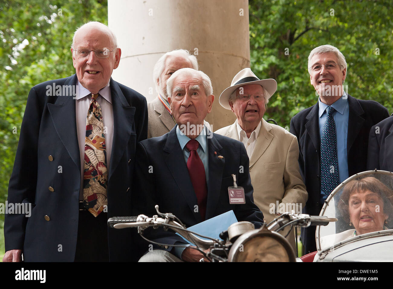 Besetzung von Papas Armee feiert 40 Jahre Stockfoto