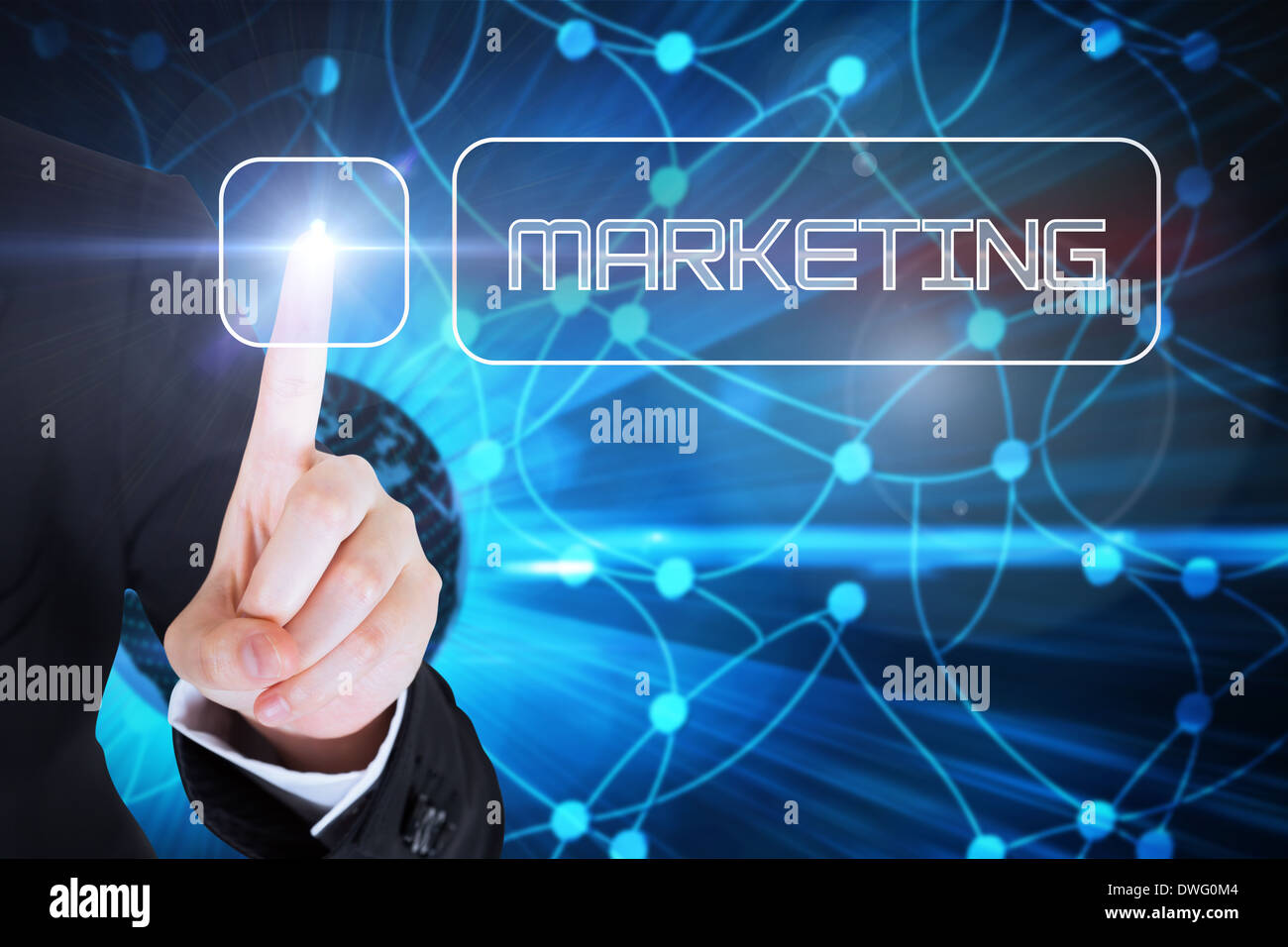 Businesswomans Finger berühren der Schaltfläche "marketing" Stockfoto