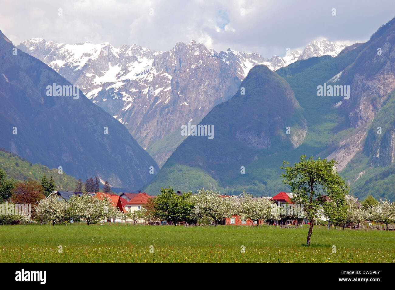Dorf der Julischen Alpen in Slowenien Stockfoto