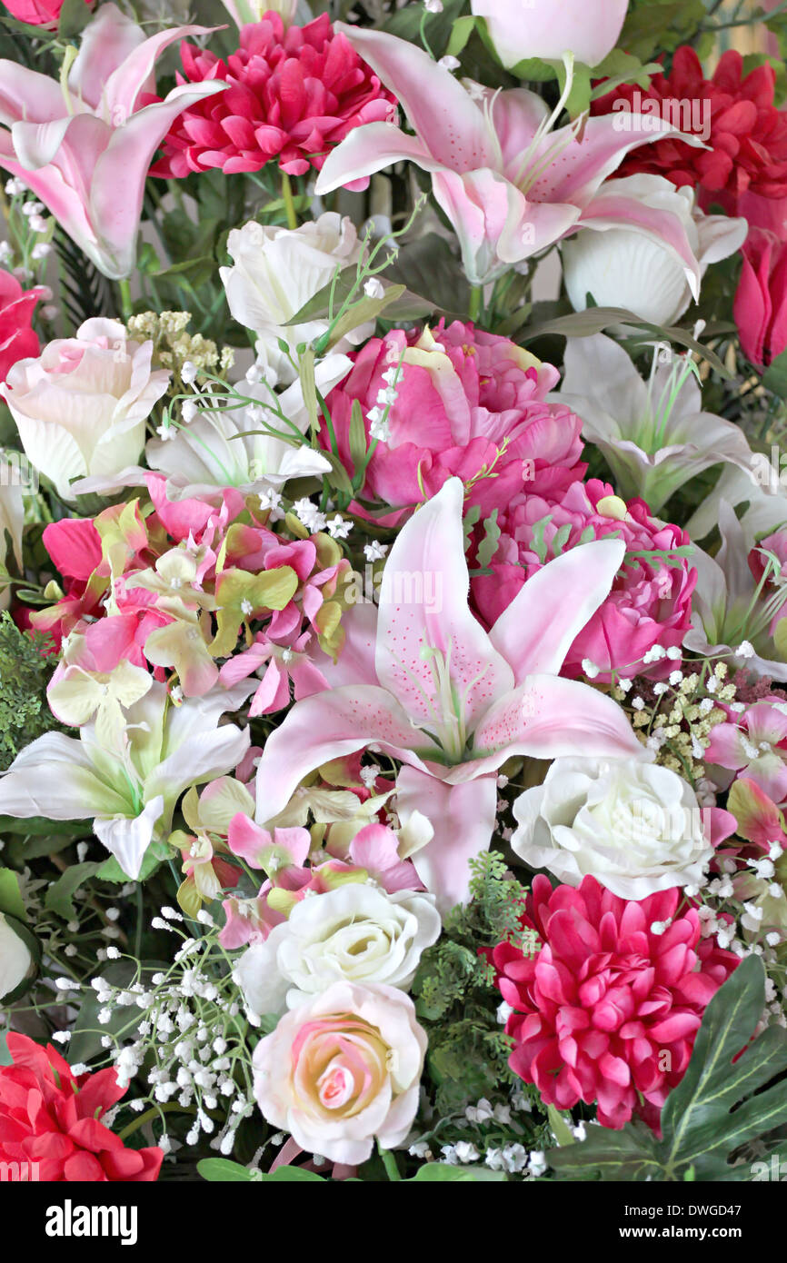 Schöner Blumenstrauß für die besondere Gelegenheit bereit. Stockfoto