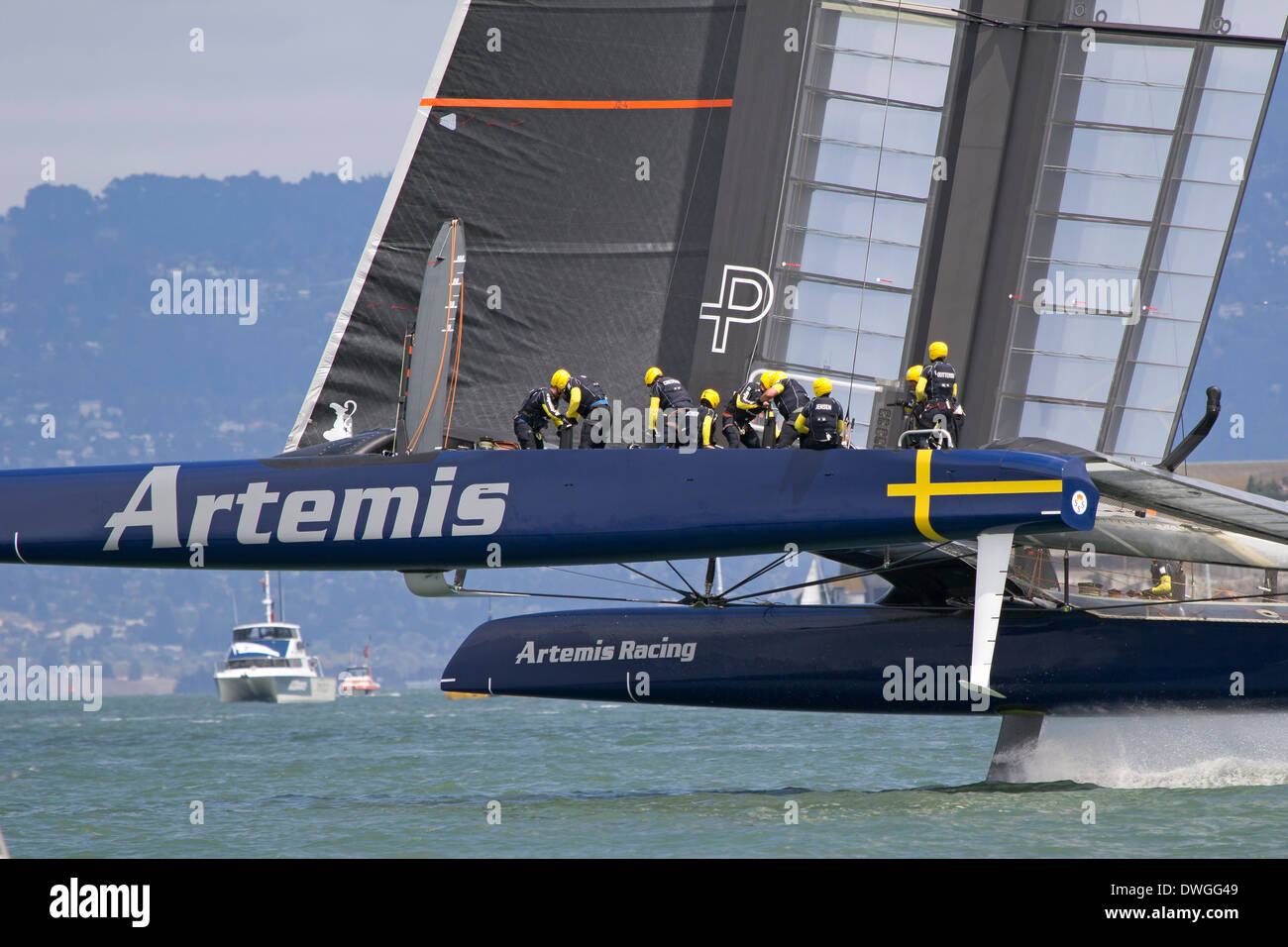 Team Artemis Katamaran Vertretung der Royal Swedish Yacht Club-Rennen an der San Francisco Bay beim Americas Cup 2013. Stockfoto