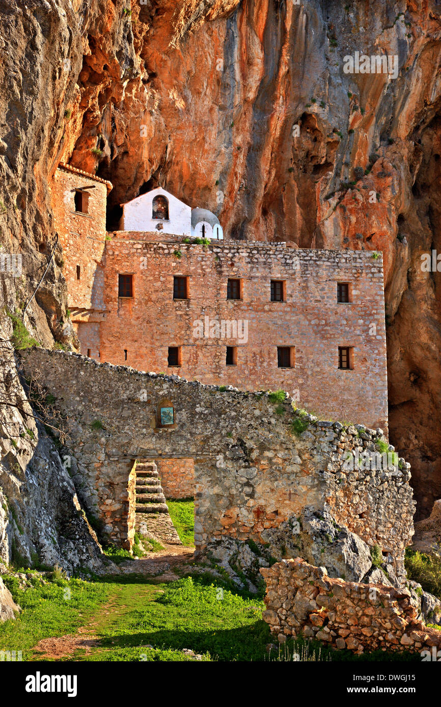 Das byzantinische Kloster Agios Demetrios (Avgo), Ermionida Gemeinde, Argolis (Argolis), Peloponnes, Griechenland. Stockfoto