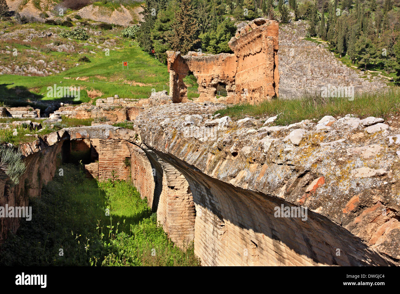 Die Nympheaum (Thermae) an der archäologischen Stätte von Argos, Peloponnes, Griechenland Argolis ("Argolis"). Stockfoto