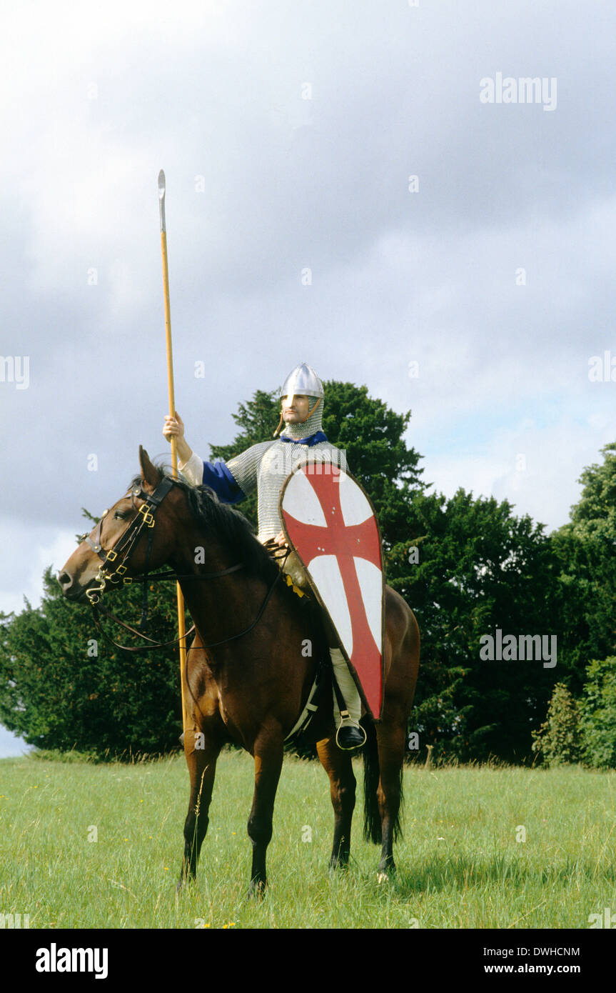 Re-Enactment, Norman Kavallerie Soldat, 11. Jahrhundert, Reenactment Ritter Ritter Soldaten England UK Pferd Stockfoto