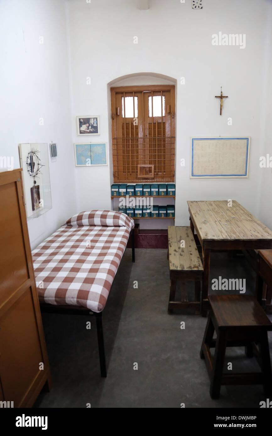Das ehemalige Zimmer von Mutter Teresa im Mutterhaus in Kolkata, Westbengalen, Indien Stockfoto