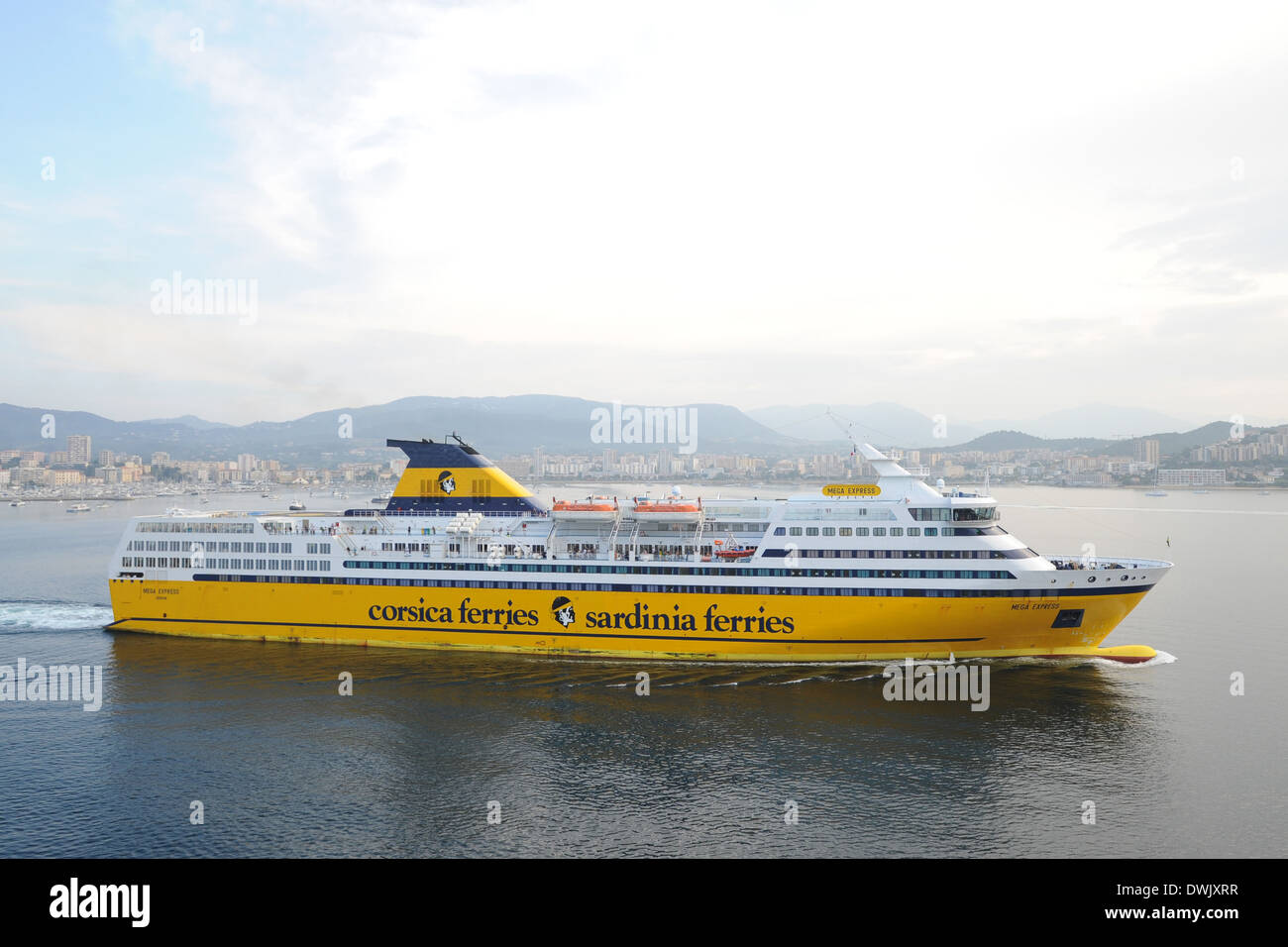 Korsika und Sardinien Fähren. Stockfoto