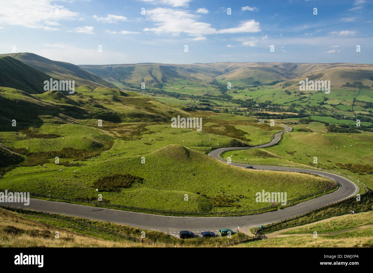 Anzeigen von Mam Nick Straße von Mam Tor in Derbyshire Peak District National Park, England Vereinigtes Königreich Großbritannien Stockfoto