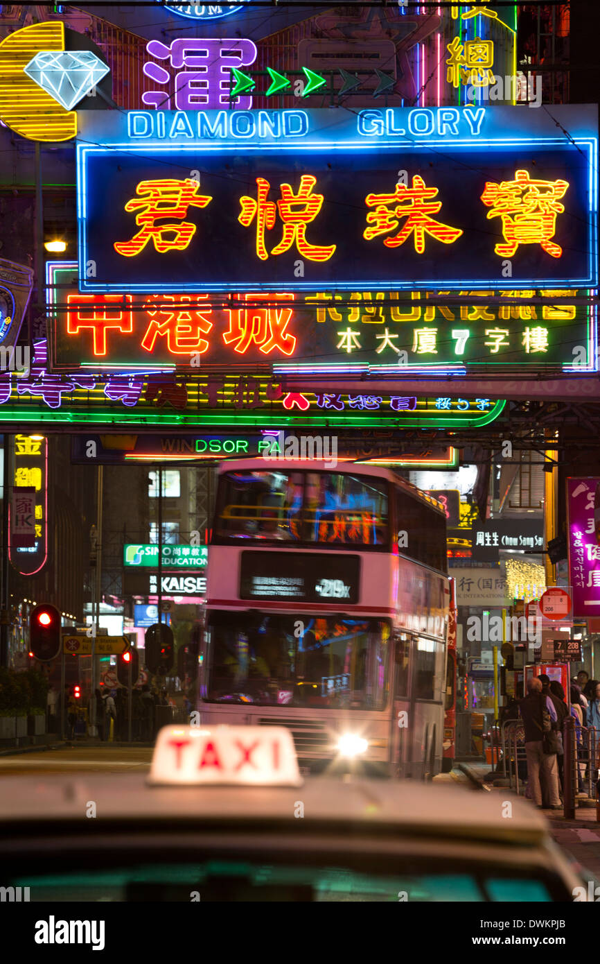 Neon Schilder, Nathan Road, Kowloon, Hong Kong, China, Asien Stockfoto