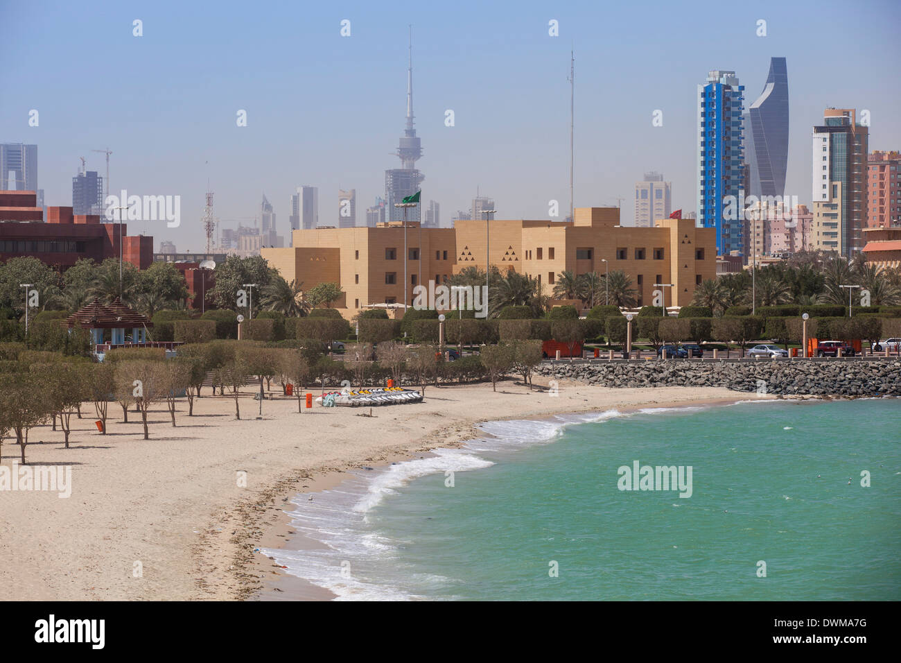 Persischen Golf und Stadt Skyline, Salmiya, Kuwait-Stadt, Kuwait, Naher Osten Stockfoto