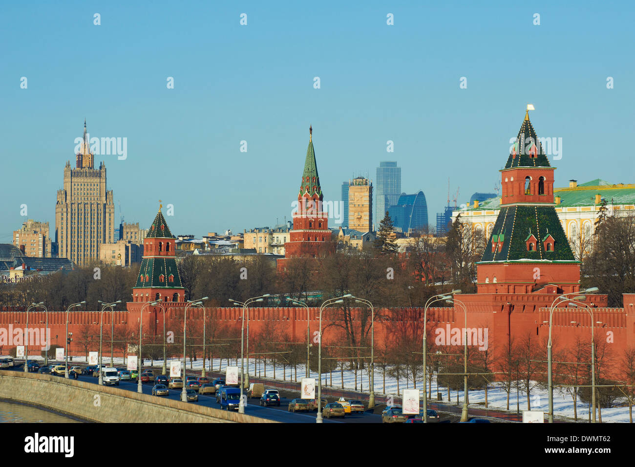 Der Kreml-Mauer und das Business-center, Moskau, Russland, Europa Stockfoto