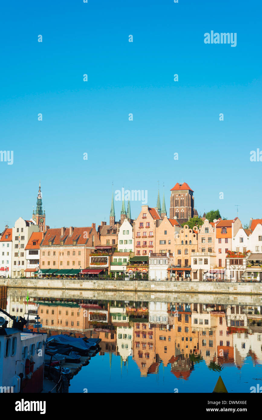 Seite Grachtenhäuser und Skyline, Gdansk, Polen, Europa Stockfoto