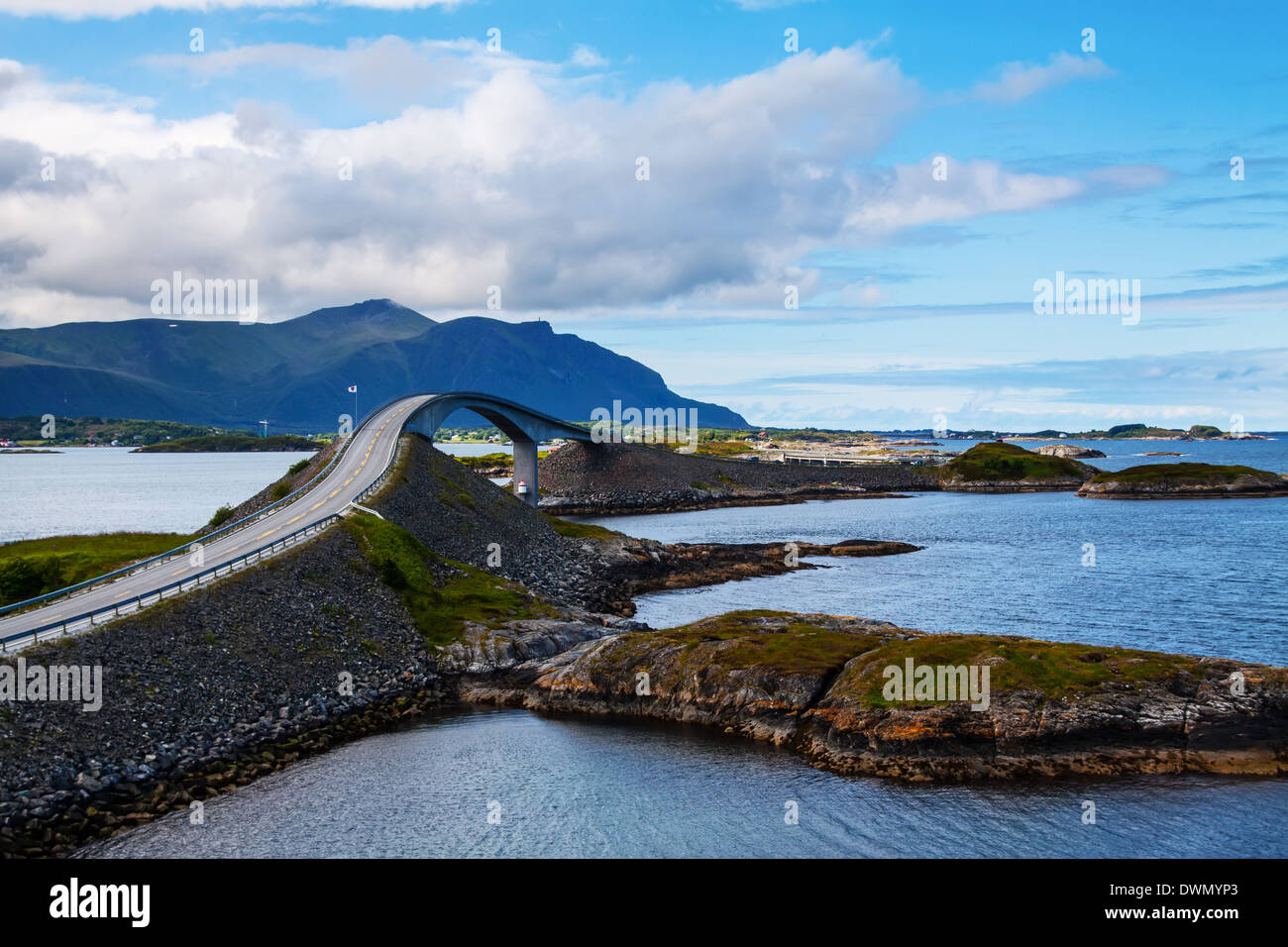 Attraktion des mittleren Norwegen - Atlantikstraße Stockfoto