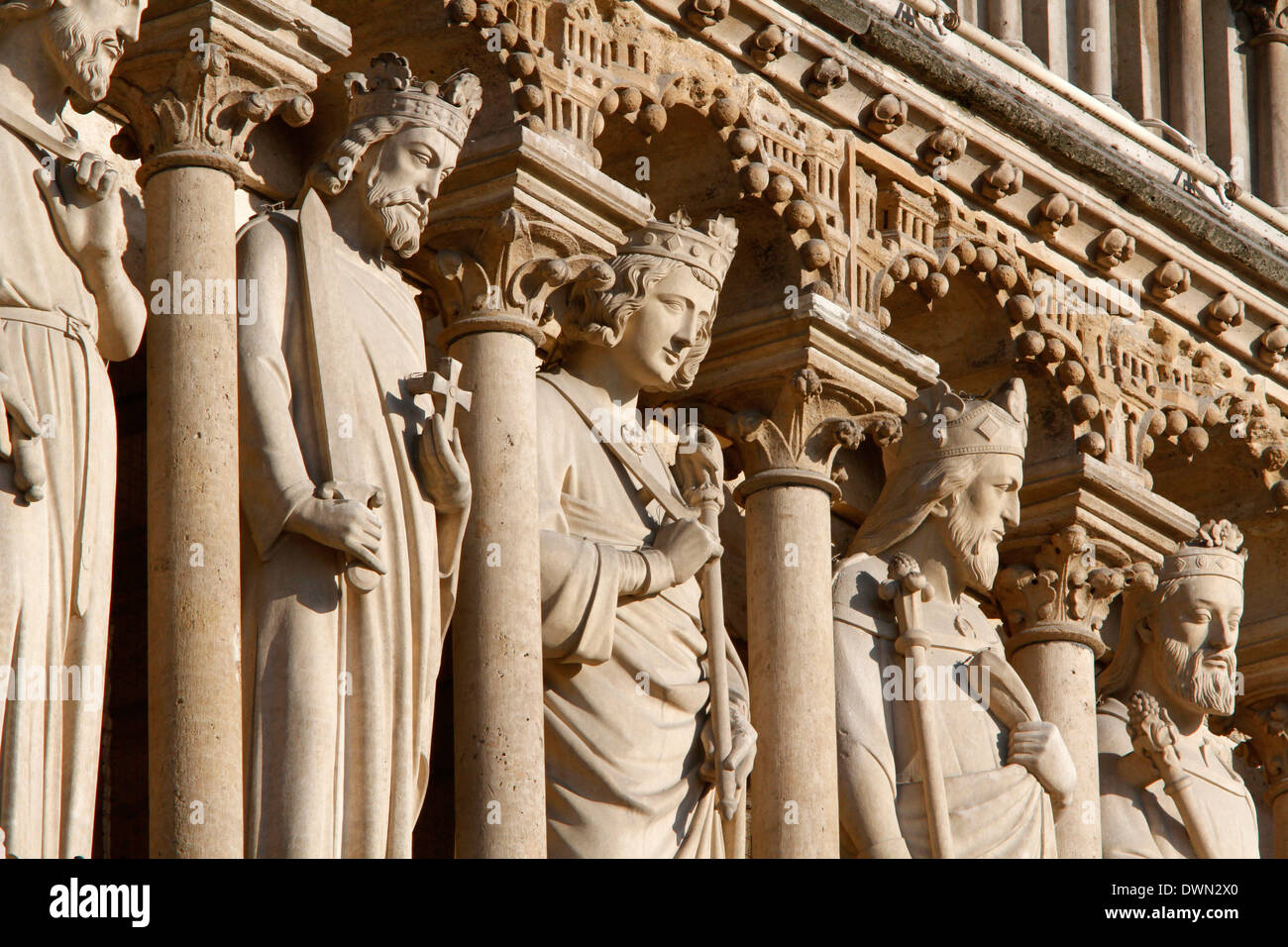 Galerie der biblischen Könige von Juda, westliche Fassade, Notre Dame de Paris Kathedrale, Paris, Frankreich, Europa Stockfoto