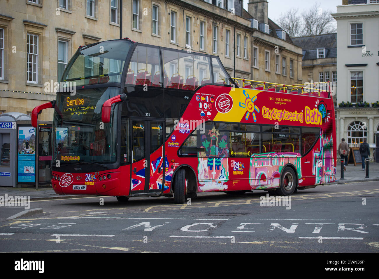City Sightseeing Bus in Bath, Großbritannien. Stockfoto