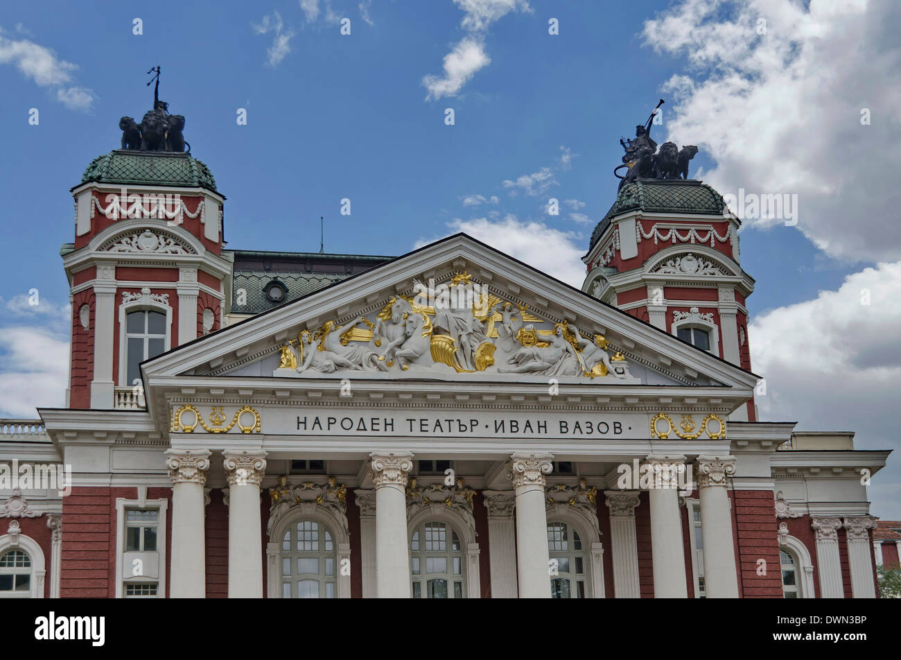 Öffentliche Theater Ivan Vazov in Sofia, Bulgarien - obere Teil der Fassade Stockfoto