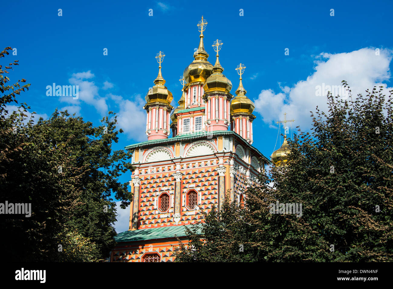 Tor der Kirche von Johannes dem Täufer im Trinity Klosters des Heiligen Sergius, der UNESCO, Sergiyev Posad, Goldener Ring, Russland Stockfoto