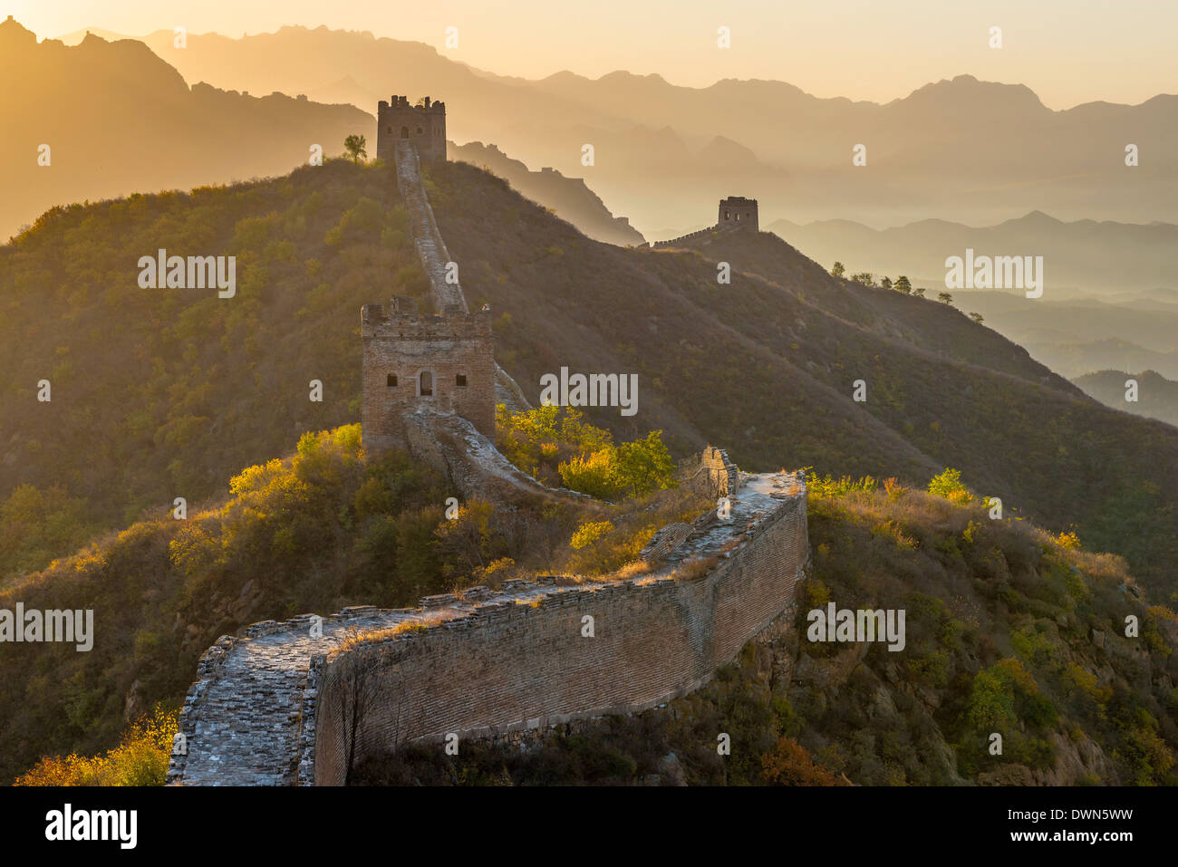 Great Wall Of China, der UNESCO, Blick in Richtung Simatai, Jinshanling, Luanping County, Provinz Hebei, China Stockfoto