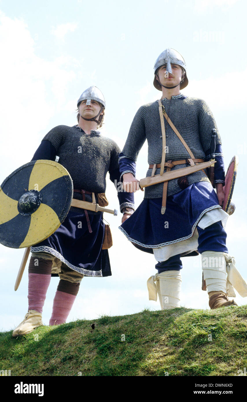 Sächsischen Periode Krieger, 9. Jahrhundert Englisch Reenactment Soldat Soldaten Krieger England UK Stockfoto