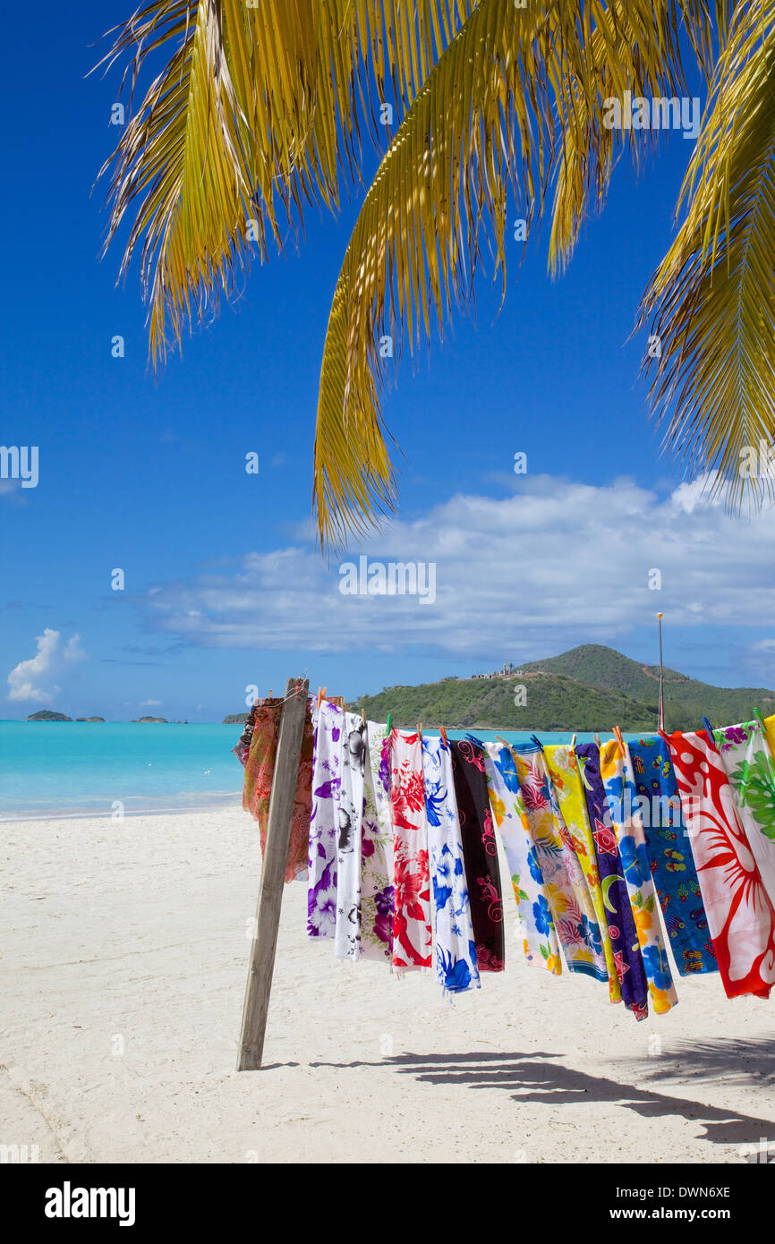 Strand und des Kreditors stall, Jolly Harbour, St. Mary, Antigua, Leeward-Inseln, West Indies, Karibik, Mittelamerika Stockfoto