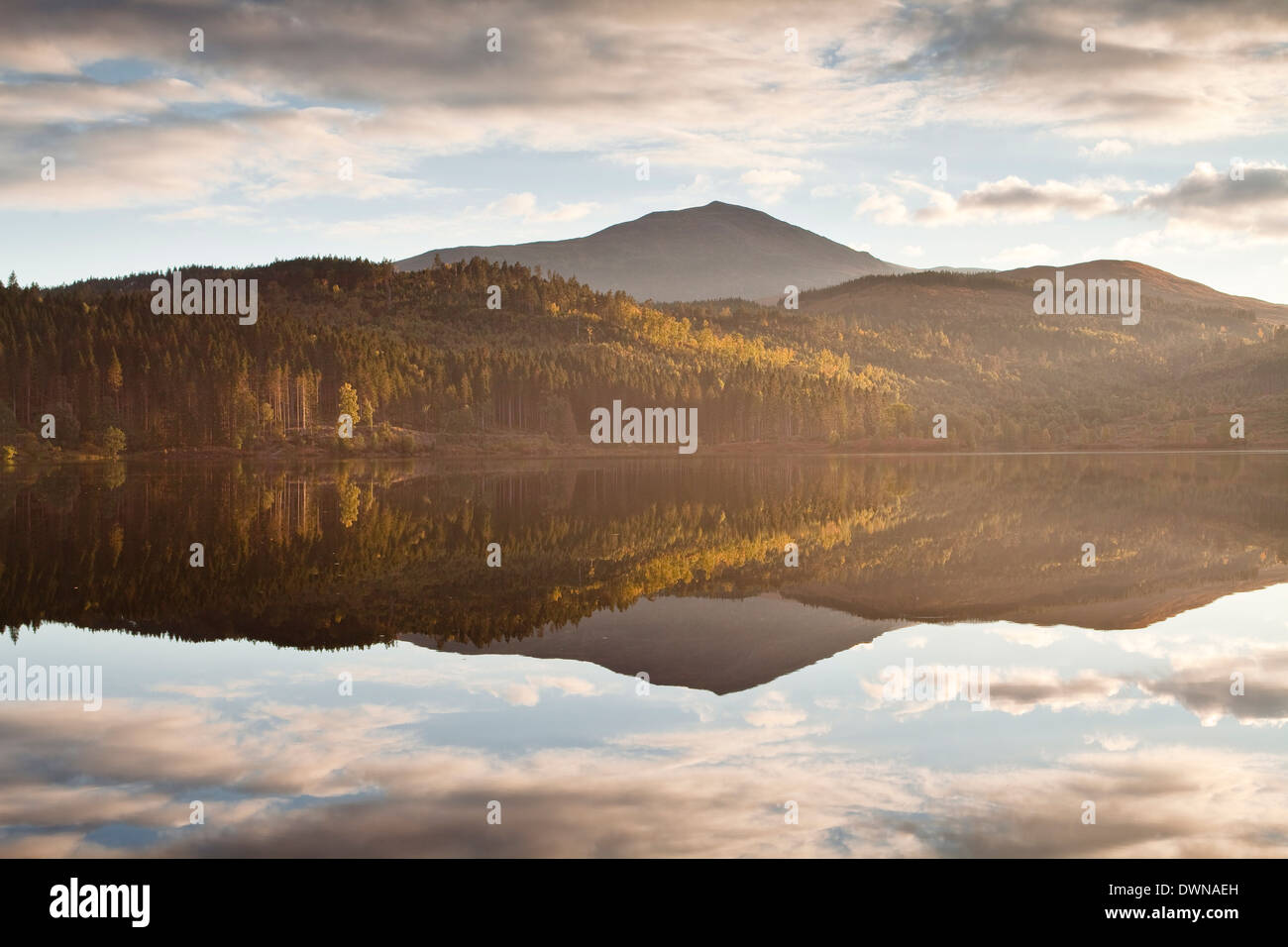 Loch Garry in den schottischen Highlands, Schottland, Vereinigtes Königreich, Europa Stockfoto