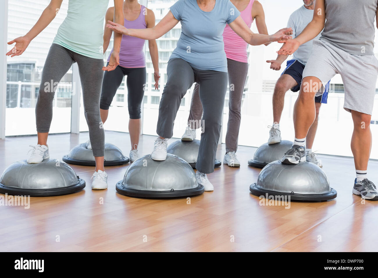 Geringer Teil der Menschen macht Fitness Übung Stockfoto